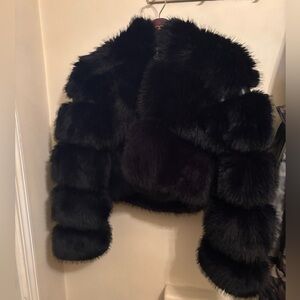 Azalea Wang Black Faux Fur Cropped Jacket Zip Front Glam Winter Coat